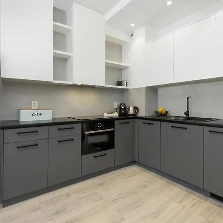 Przy Plazy 206 - - Easy - Rent *